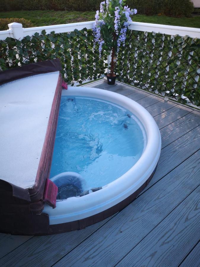 מלון טאטרשאל Hot Tub Hols 61 Kingfisher Court מראה חיצוני תמונה